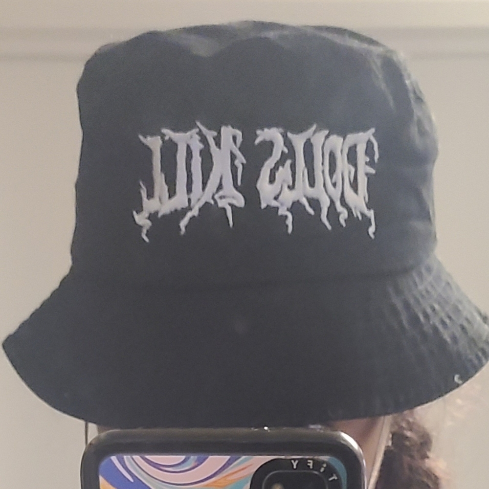 Dolls Kill bucket hat (small)